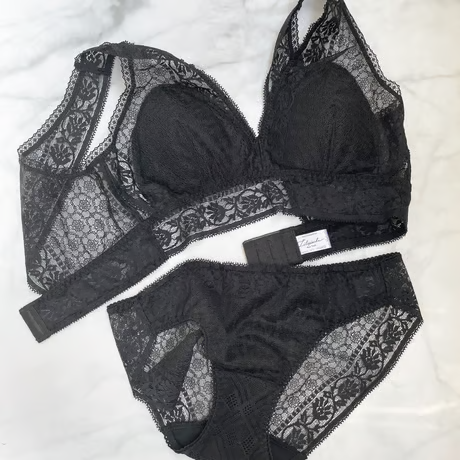 SALE Freesia Black Long Bralette