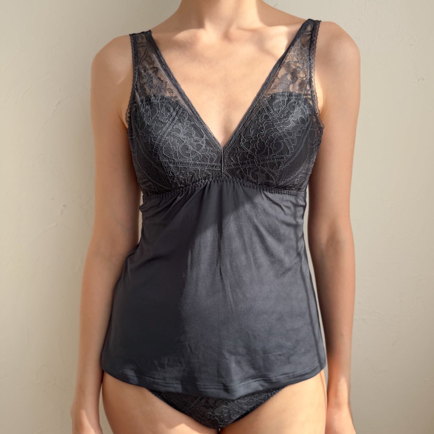 Amary BraCamisole｜Charcoal