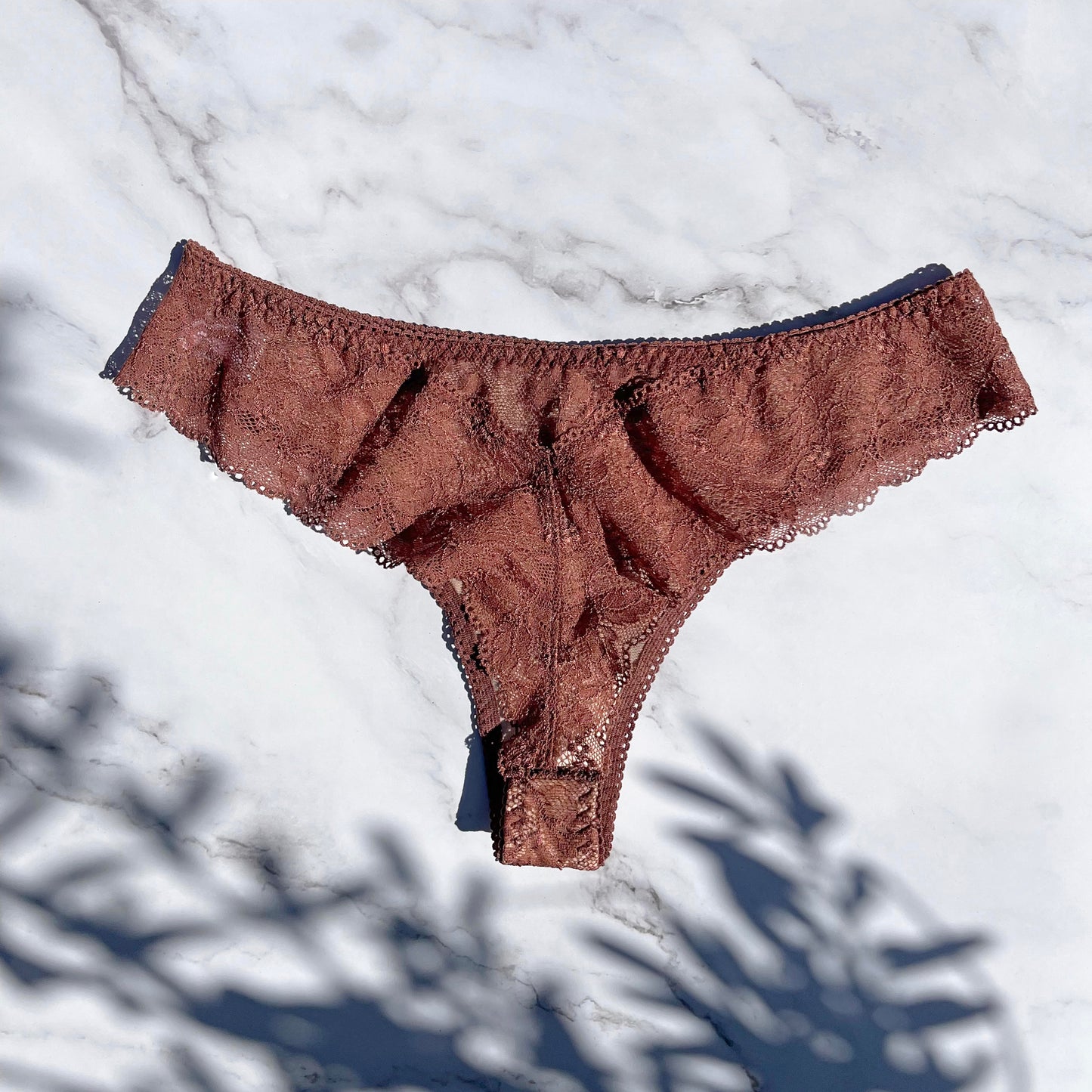 Viola Thong｜Blue