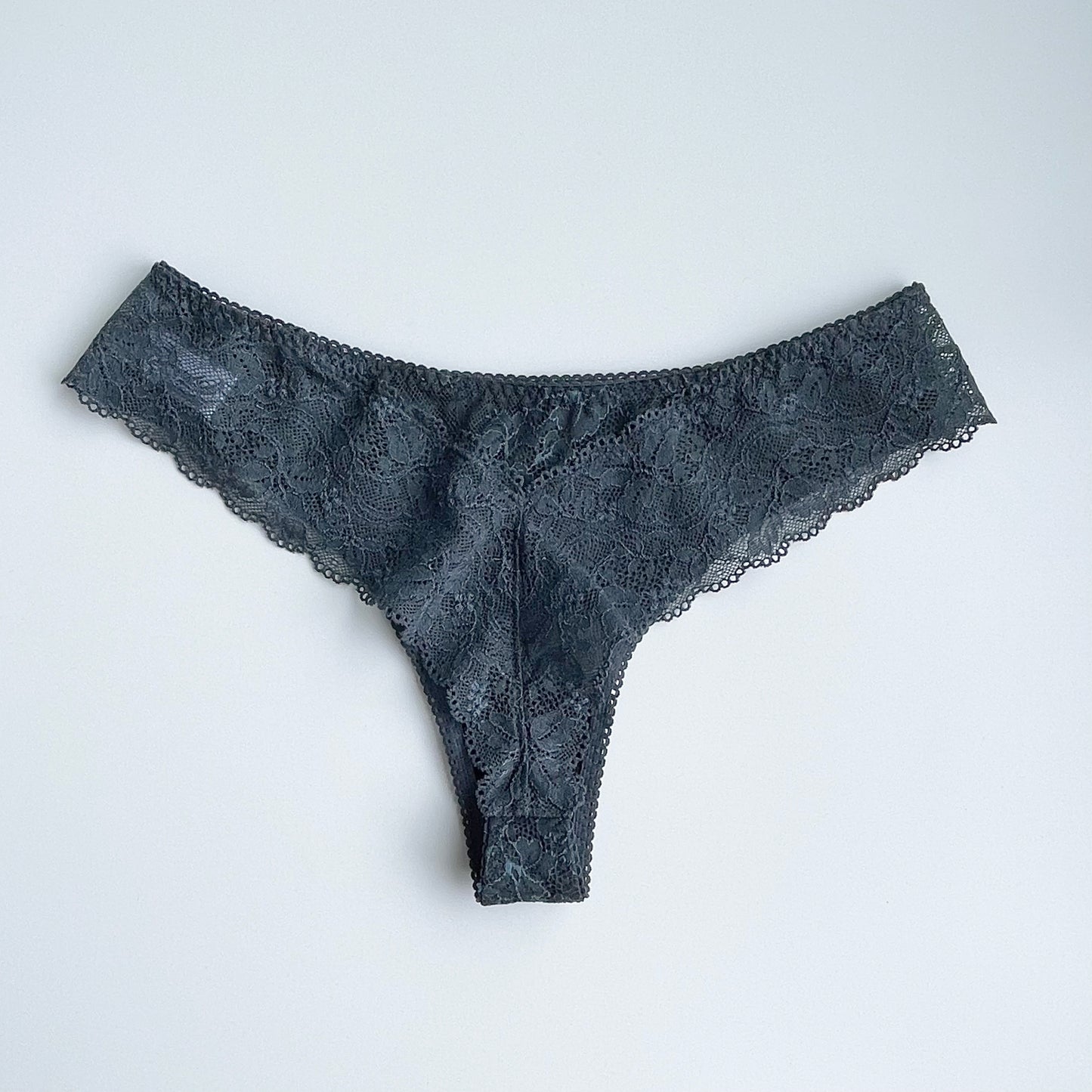Viola Thong｜Moss Green