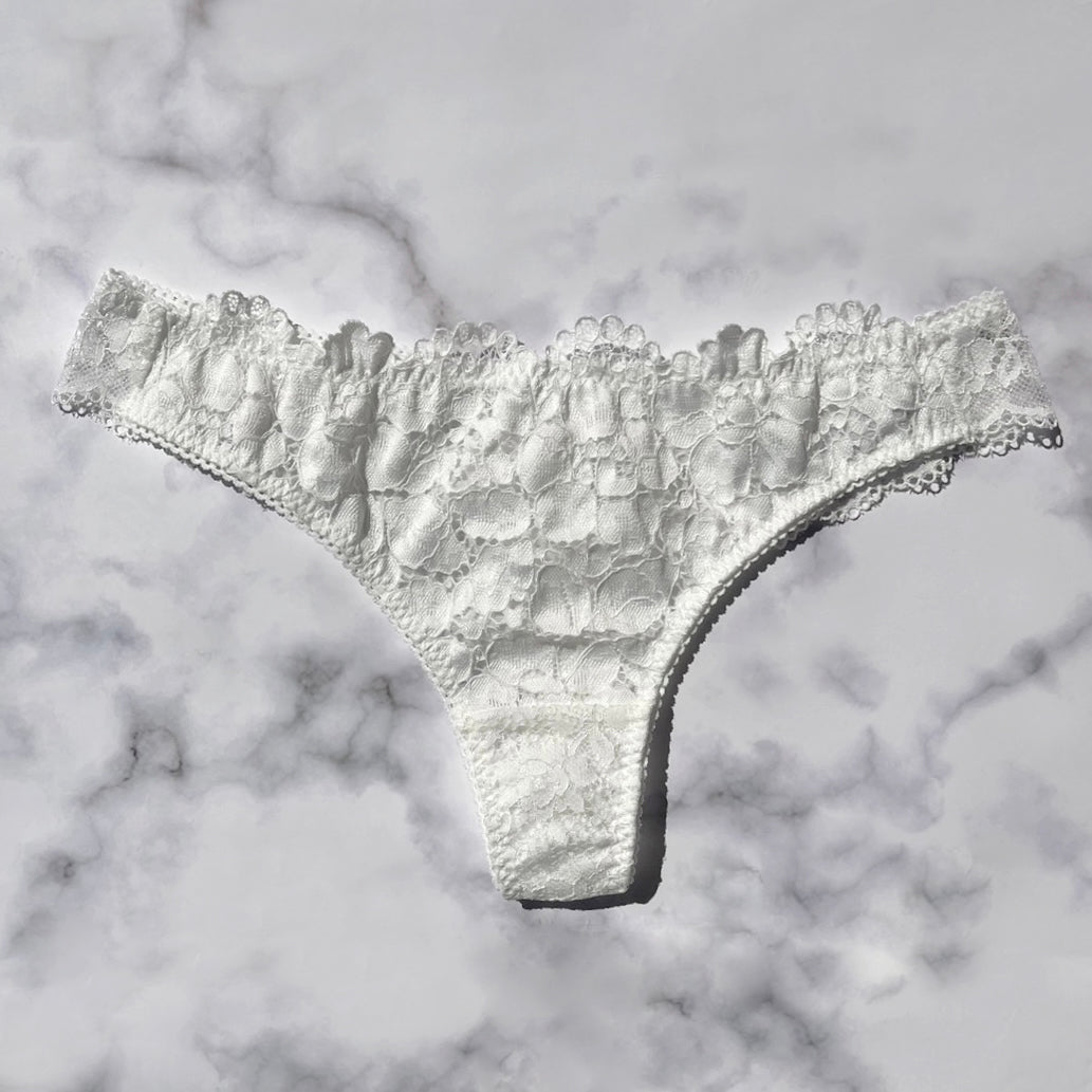 Peony Thong｜Orange