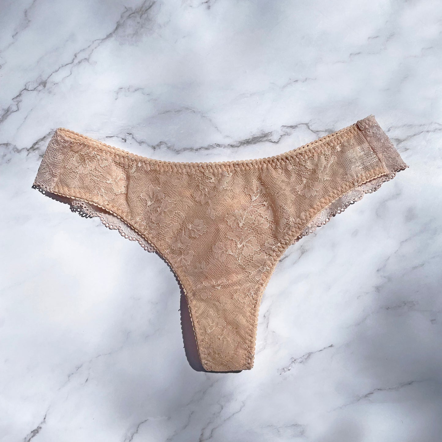 Viola Thong