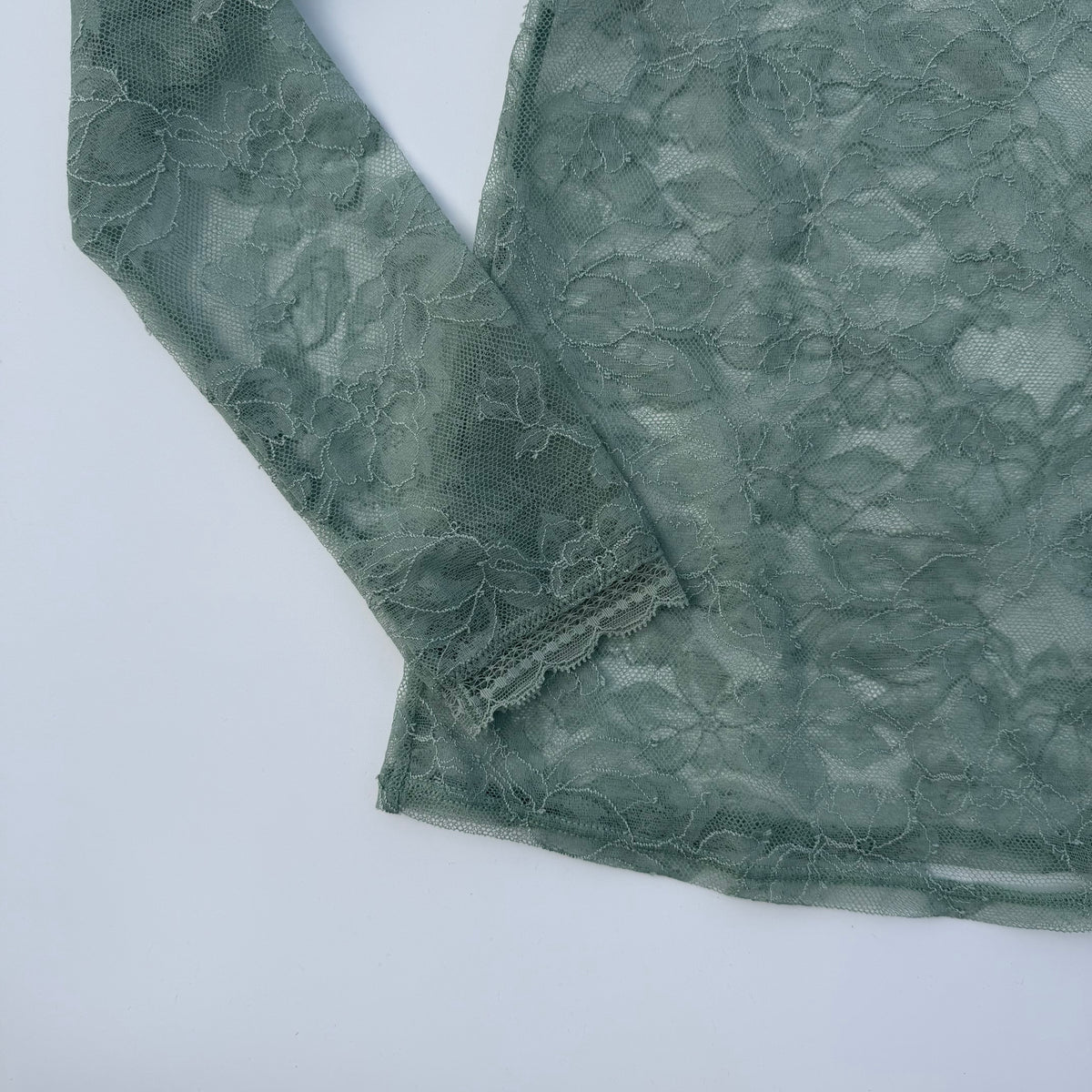 Ellis Lace Tops | Olive