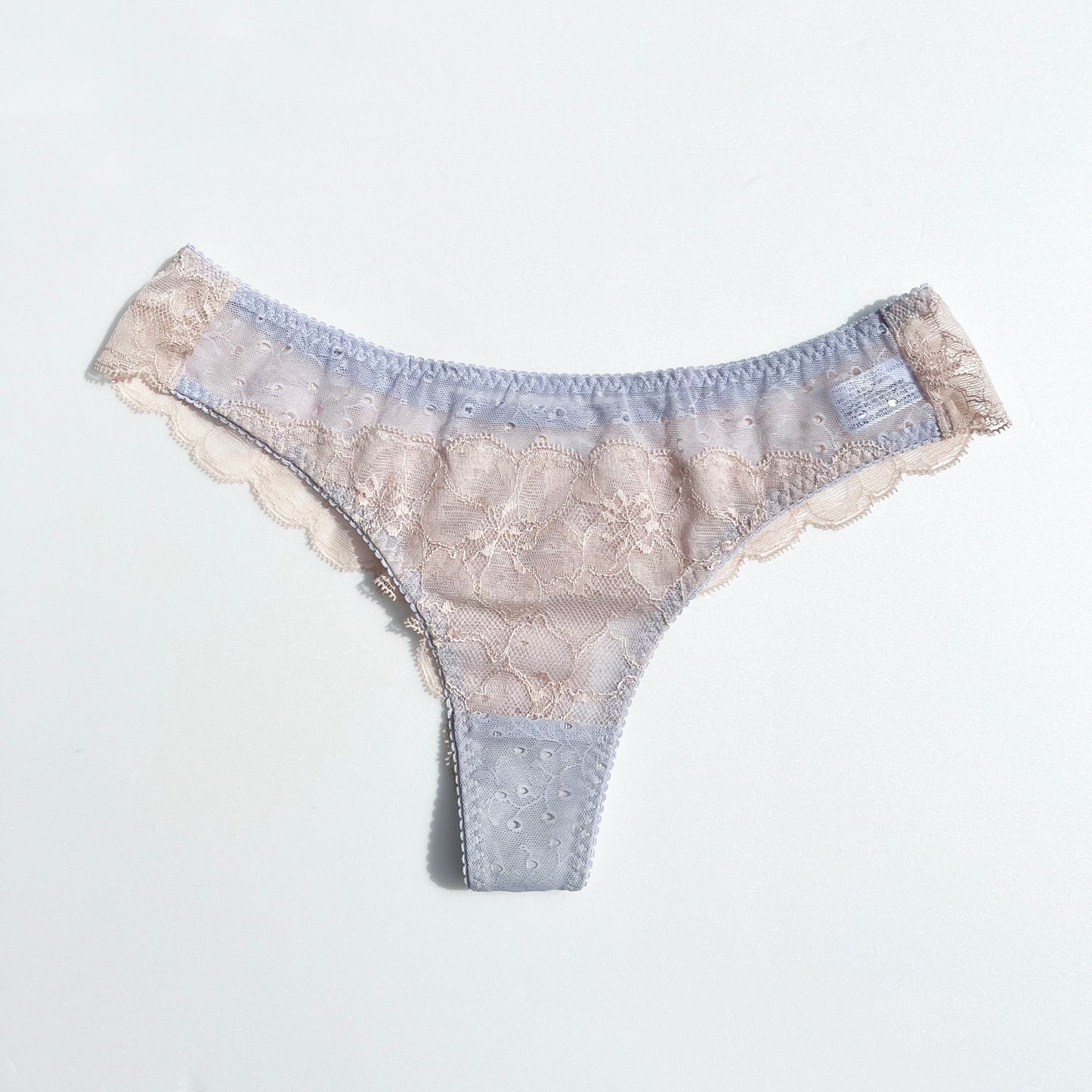 Jasmine Thong ｜Pale Blue